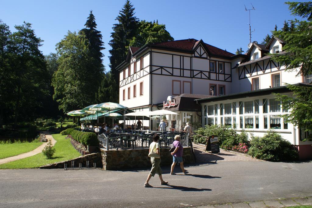 Spa & Wellness Hotel Harmonie Marianske Lazne Exterior foto