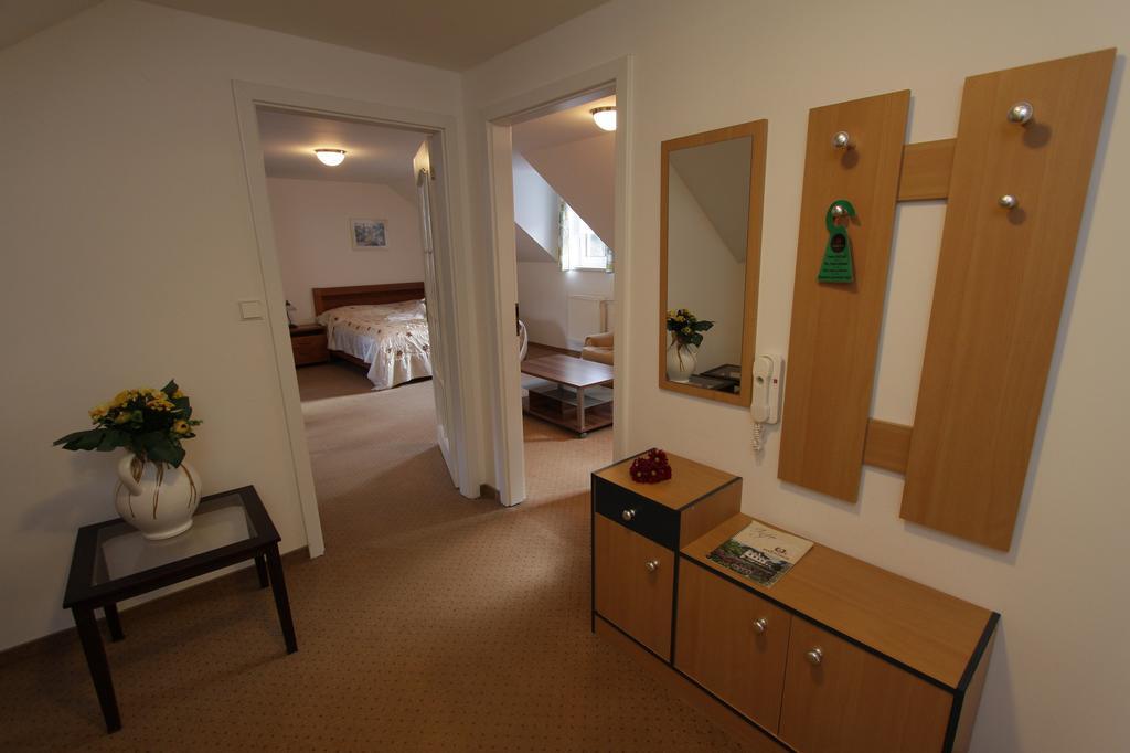 Spa & Wellness Hotel Harmonie Marianske Lazne Exterior foto