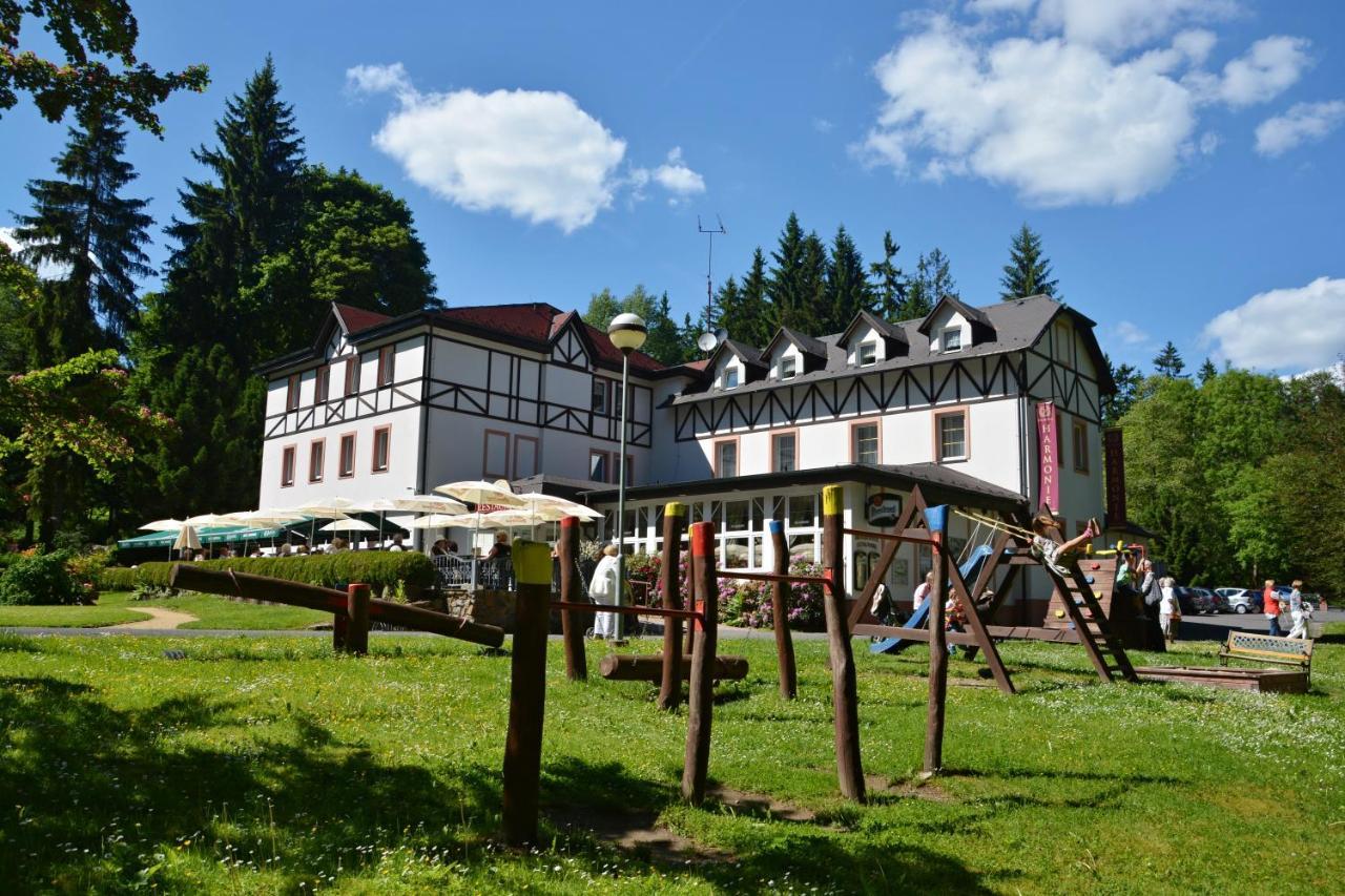 Spa & Wellness Hotel Harmonie Marianske Lazne Exterior foto